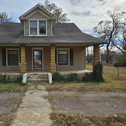 Buy this 3 bed house on Main Street in Beverly, Lincoln County