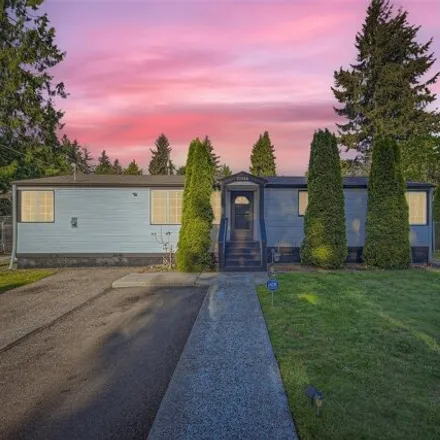Buy this 3 bed house on 18181 Ashworth Avenue North in Echo Lake, Shoreline