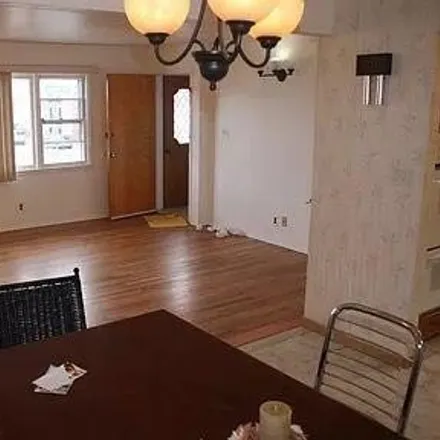 Image 3 - 9187 Bergen Boulevard, Hudson Heights, North Bergen, NJ 07047, USA - House for rent