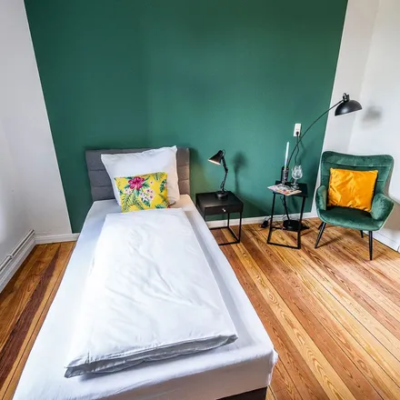 Rent this 4 bed apartment on Wurtleutetweute 30 in 25541 Brunsbüttel, Germany