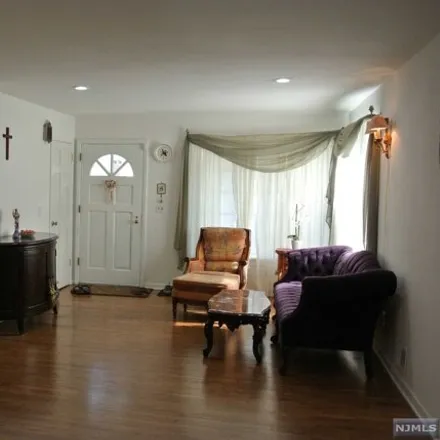 Image 3 - 21 Glenview Terrace, Cresskill, Bergen County, NJ 07626, USA - House for rent