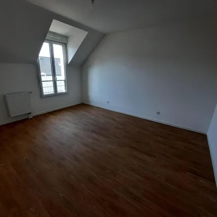 Image 3 - 3 Rue du Général Leclerc, 37510 Ballan-Miré, France - Apartment for rent