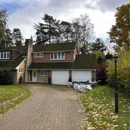 Image 2 - Copse Close, Camberley, GU15 2BW, United Kingdom - House for sale