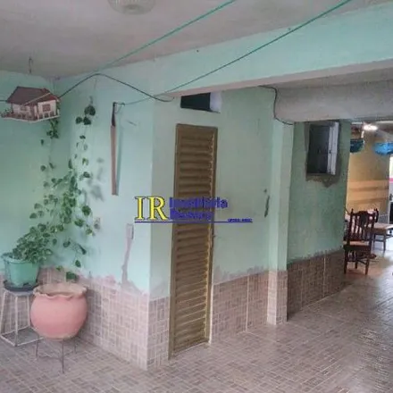 Buy this 4 bed house on Ipiranga in Rua José Maria Alkimim, Ribeirão das Neves - MG