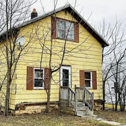 Buy this 3 bed house on 167 South State Avenue in Marshfield, WI 54449