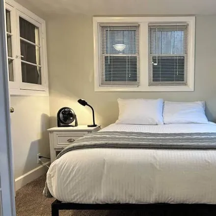 Rent this 1 bed apartment on Boise