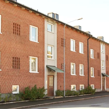 Rent this 2 bed apartment on Nygatan in 464 31 Mellerud, Sweden