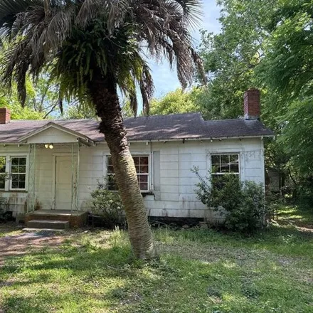 Buy this 1 bed house on 5420 Leaming Avenue in Jacksonville, FL 32254