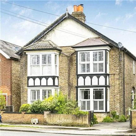 Buy this 4 bed duplex on Wraysbury Road in Hythe End, TW18 4TZ