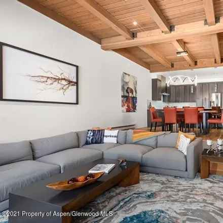 Image 3 - 135 Faraway Road, Snowmass Village, Pitkin County, CO 81615, USA - Condo for rent