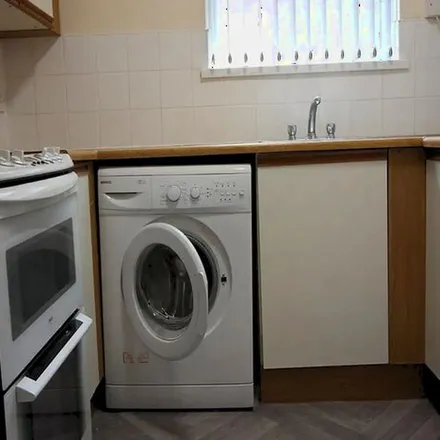Rent this 1 bed apartment on Stranmillis Roundabout in Belfast, BT9 5FL