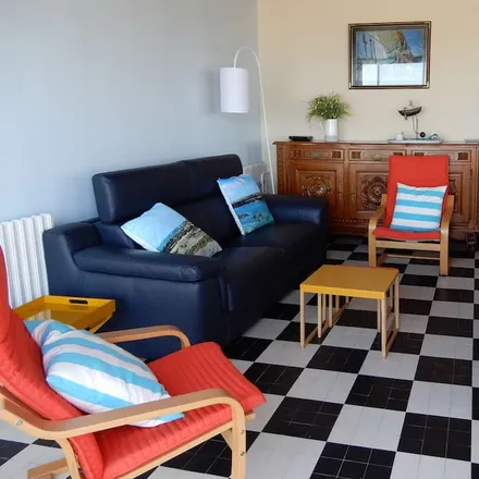 Rent this 3 bed house on 50590 Hauteville-sur-Mer
