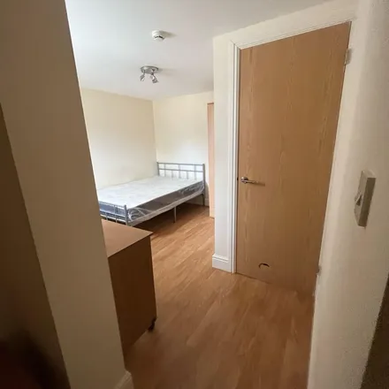 Image 3 - Glynrhondda Street, Cardiff, CF24 4AN, United Kingdom - Apartment for rent