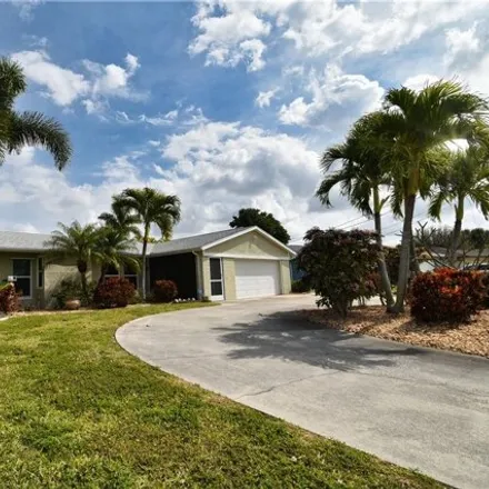 Buy this 3 bed house on 3883 Southeast 10th Place in Cape Coral, FL 33904