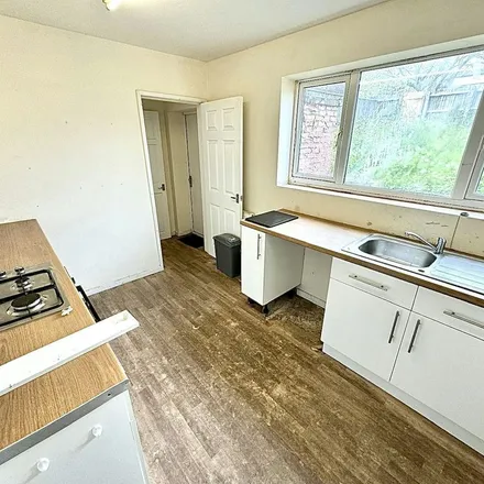 Rent this 4 bed apartment on Arden Place in Darlaston, WV14 8LS