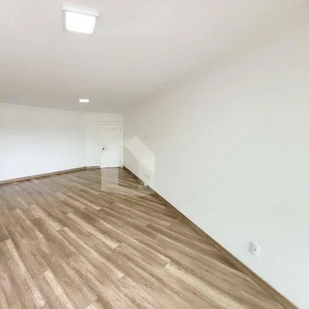 Rent this 3 bed apartment on Rua Edith Monteiro Vieira in Região Urbana Homogênea III, Poços de Caldas - MG