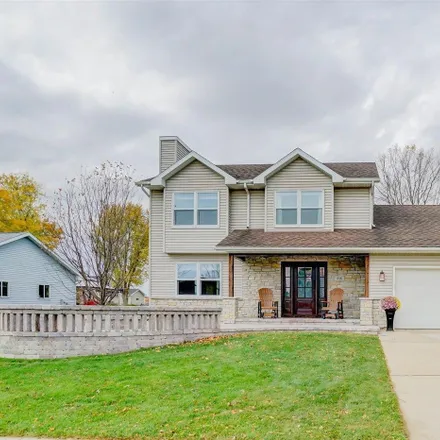 Buy this 3 bed house on 816 Vea Court in Stoughton, WI 53589