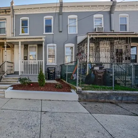 Buy this 3 bed house on 178 North Lincoln Street in Wilmington, DE 19805