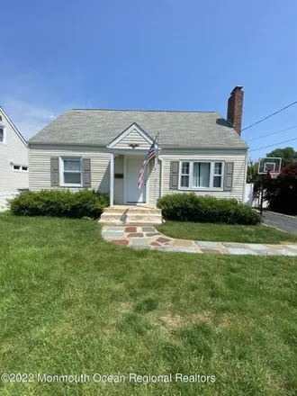 Rent this 4 bed house on 15 Fulton Avenue in West Long Branch, Monmouth County