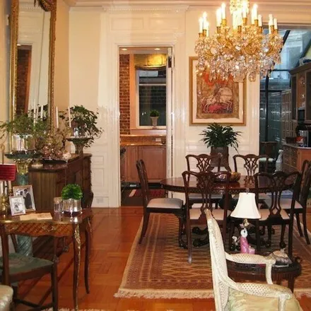 Image 2 - 38 East 73rd Street, New York, NY 10021, USA - Townhouse for sale