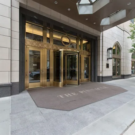 Image 4 - The Pinnacle, 21 East Huron Street, Chicago, IL 60611, USA - Apartment for rent