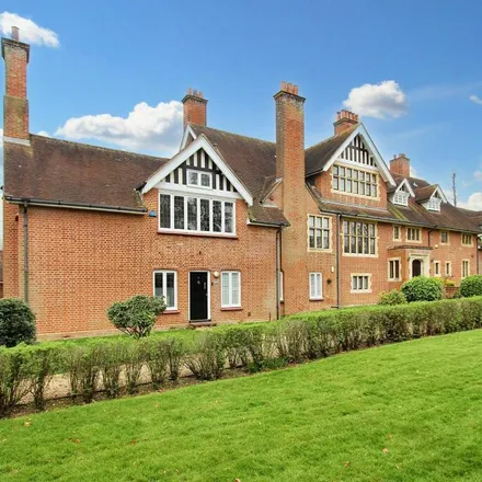 Rent this 3 bed apartment on Station Lane in Ingatestone, CM4 9EZ