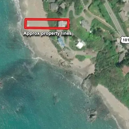 Image 3 - 1545 Beach Ave, Brookings, Oregon, 97415 - House for sale