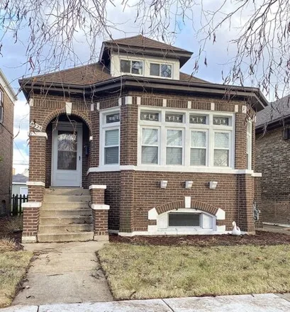 Rent this 5 bed house on 8325 South Perry Avenue in Chicago, IL 60620