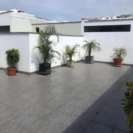 Buy this 3 bed apartment on TERRENO JG_IJ in Avenida General Ernesto Montagne, Miraflores