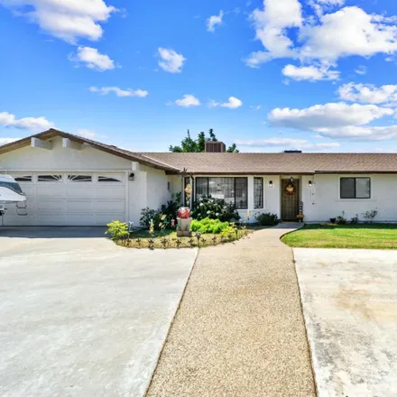Buy this 3 bed house on 17472 Lane Drive in Madera Highlands, Madera County
