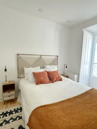 Rent this 1 bed room on Rua do Salitre 55 in 1250-200 Lisbon, Portugal