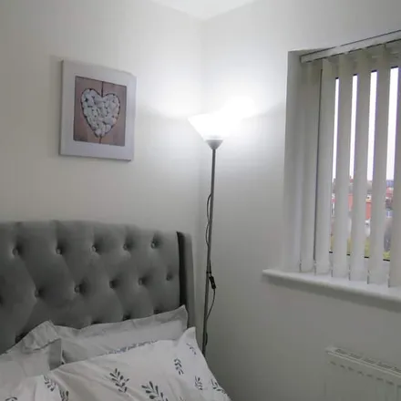 Rent this 3 bed house on Nottingham in NG5 5UA, United Kingdom