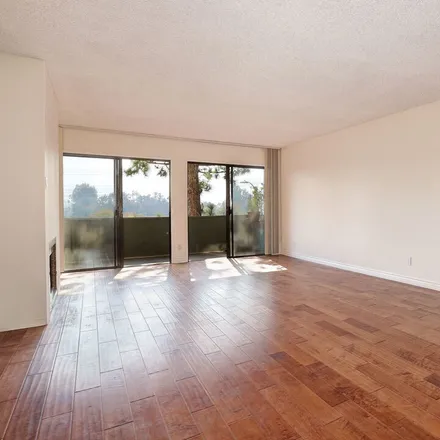 Image 2 - 16185 Sunset Boulevard, Los Angeles, CA 90402, USA - House for rent