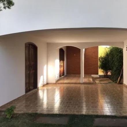 Rent this 3 bed house on Rua Joaquim Mourão in Leme, Leme - SP