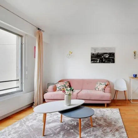 Rent this 1 bed apartment on Paris 9e Arrondissement