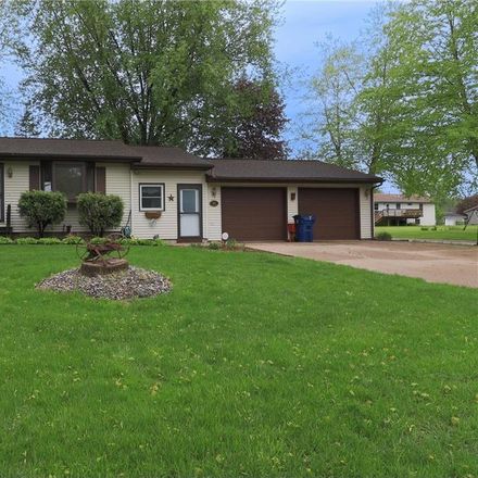 Rent this 4 bed house on 902 South 10th Street in Lake City, Wabasha County