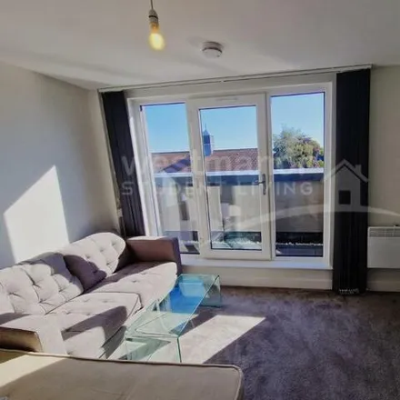 Rent this studio apartment on Bulwer Road in Leicester, LE2 3FL