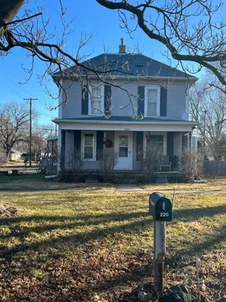 Buy this 4 bed house on 171 West Glenvil Street in Clay Center, NE 68933