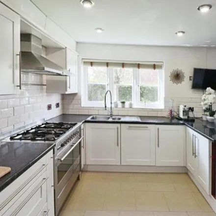 Image 7 - Mottram Drive, Cheshire East, CW5 7NW, United Kingdom - House for sale