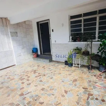 Buy this 3 bed house on Rua Cristovam Colombo de Araújo Dória in Agapeama, Jundiaí - SP