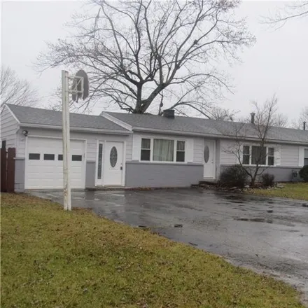 Buy this 4 bed house on 2140 West Mile Road in Springfield, OH 45503