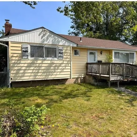 Buy this 3 bed house on 241 Medford Street in Brentwood, NY 11717