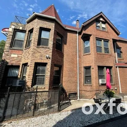 Image 1 - 643 East 219th Street, New York, NY 10467, USA - Townhouse for sale