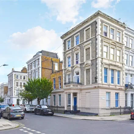 Image 3 - Castletown Road, London, W14 9HF, United Kingdom - Apartment for rent