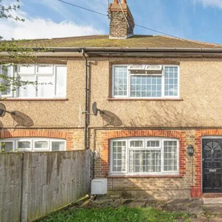 Rent this 3 bed house on Clitterhouse Road in London, NW2 1DG