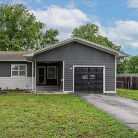 Buy this 3 bed house on 391 South Buxton Lane in Republic, MO 65738