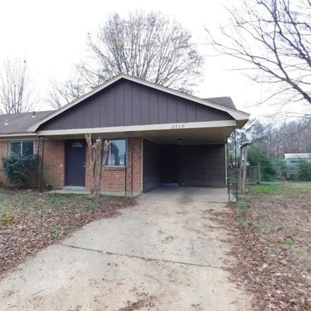 Rent this 3 bed house on 2780 Camelot Cove in Horn Lake, MS 38637