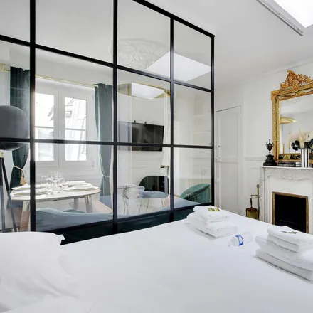 Image 2 - 15 Rue Daru, 75008 Paris, France - Apartment for rent