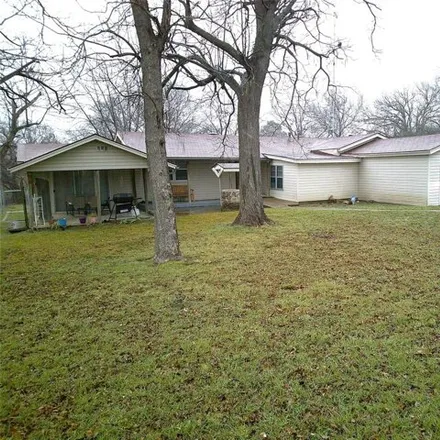 Image 1 - 487 Union Street, Montague, Montague County, TX 76251, USA - House for sale
