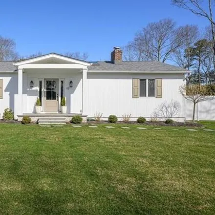 Rent this 3 bed house on 10 Chestnut Lane in Southampton, East Quogue